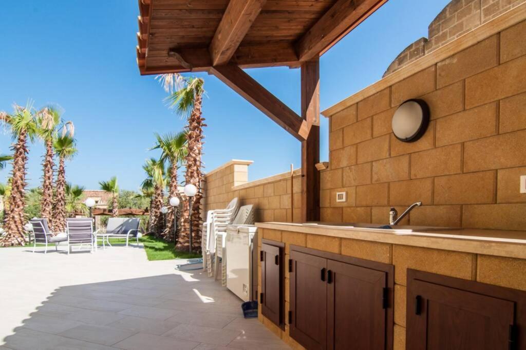 Villa Hh Selection Emiro Lascari Exterior foto